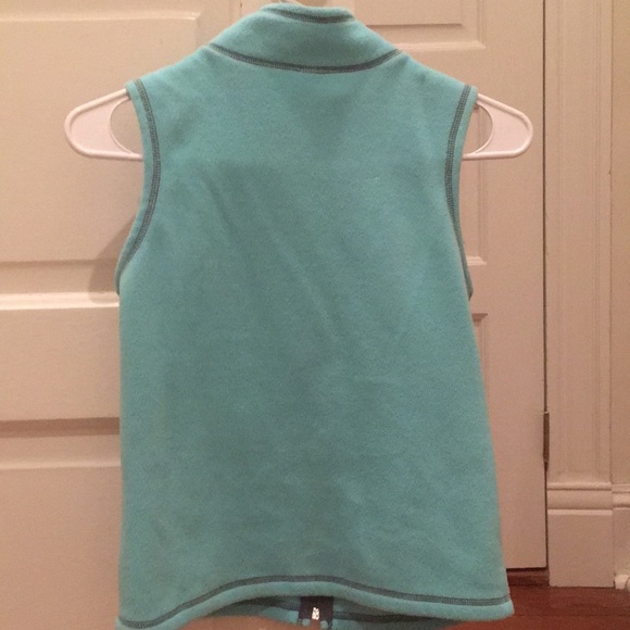 Girl’s teal fleece vest - Picture 2 of 3